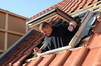 Pose de fenêtres de toit Velux à Fontainebrux